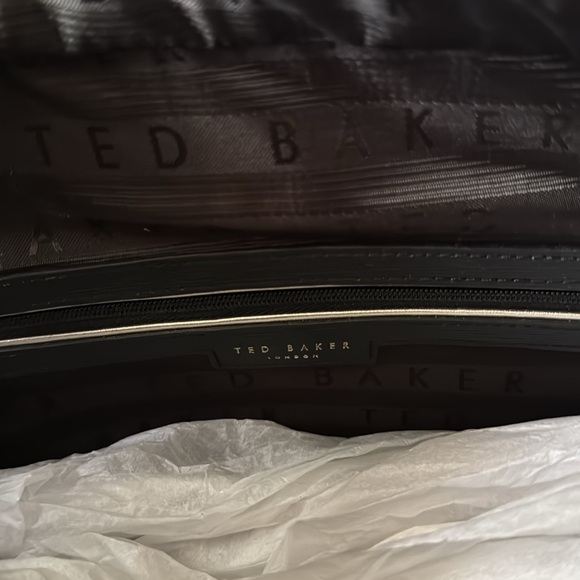 Ted Baker Deannah Bow Detail Shopper - Women's - Picture 9 of 9